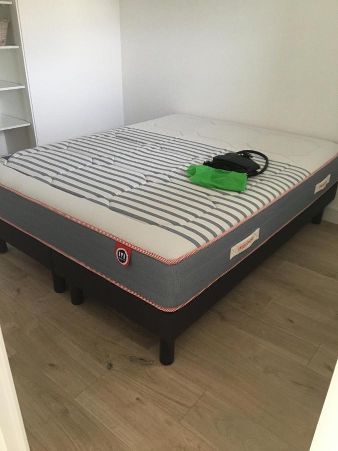 La Terrasse Du Golf Apartment Порник Екстериор снимка