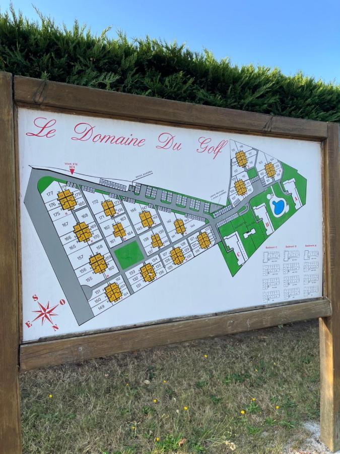 La Terrasse Du Golf Apartment Порник Екстериор снимка